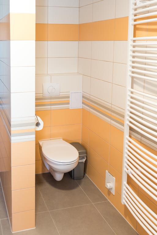 Apartmany Na Namesti Bozi Dar Exterior photo